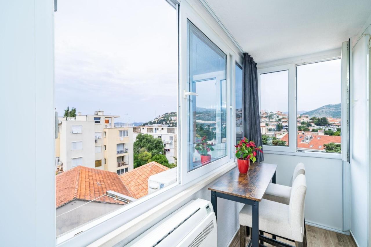 Apartment Vido- 1-Bedroom Apartment With Loggia Dubrovnik Bagian luar foto