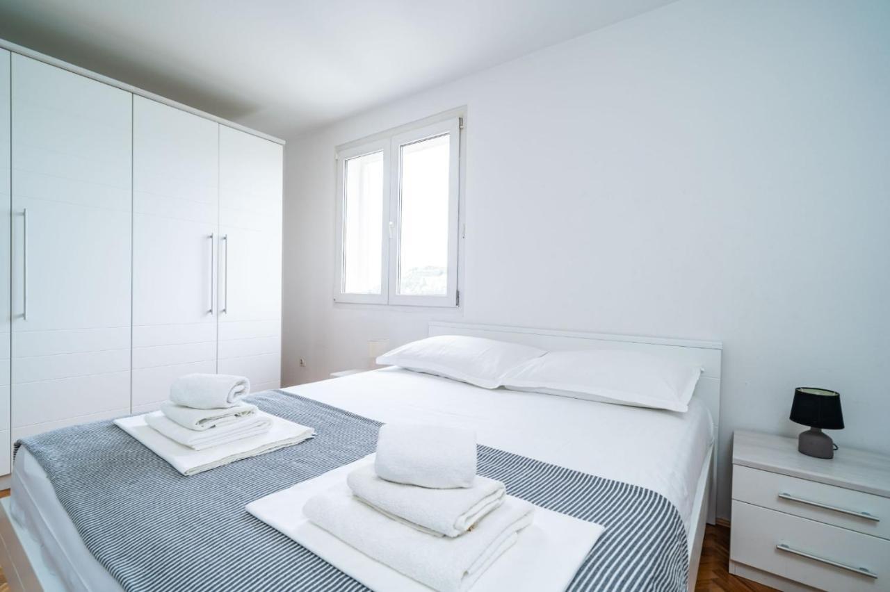 Apartment Vido- 1-Bedroom Apartment With Loggia Dubrovnik Bagian luar foto