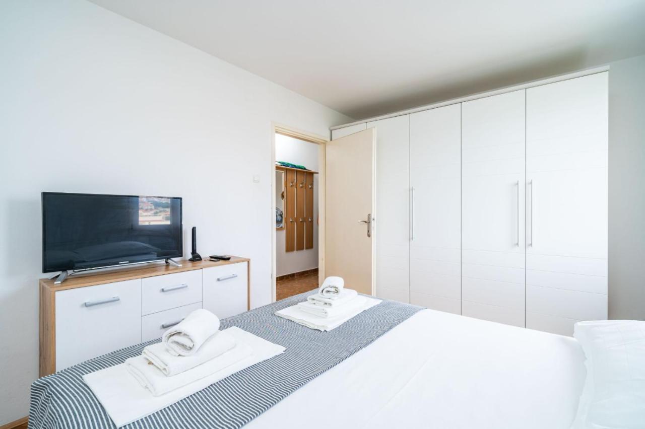 Apartment Vido- 1-Bedroom Apartment With Loggia Dubrovnik Bagian luar foto